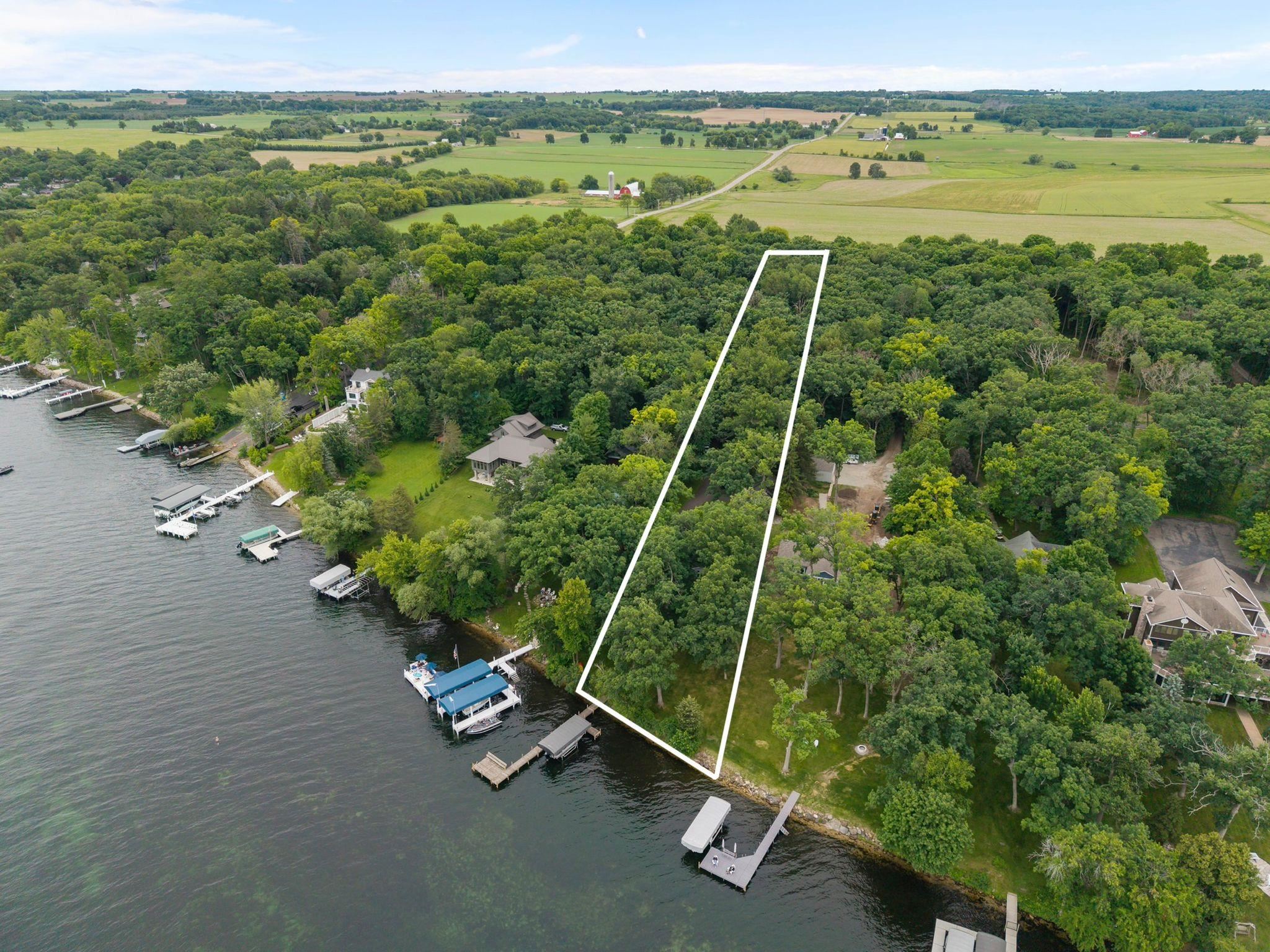 W1534 Sandstone Avenue