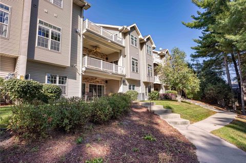 Photo of 414 E Hiawatha Drive 103 #103, Wisconsin Dells, WI 53965 (MLS # 2010799) Photo of 414 E Hiawatha Drive 103 #103, Wisconsin Dells, WI 53965 (MLS # 2010799)