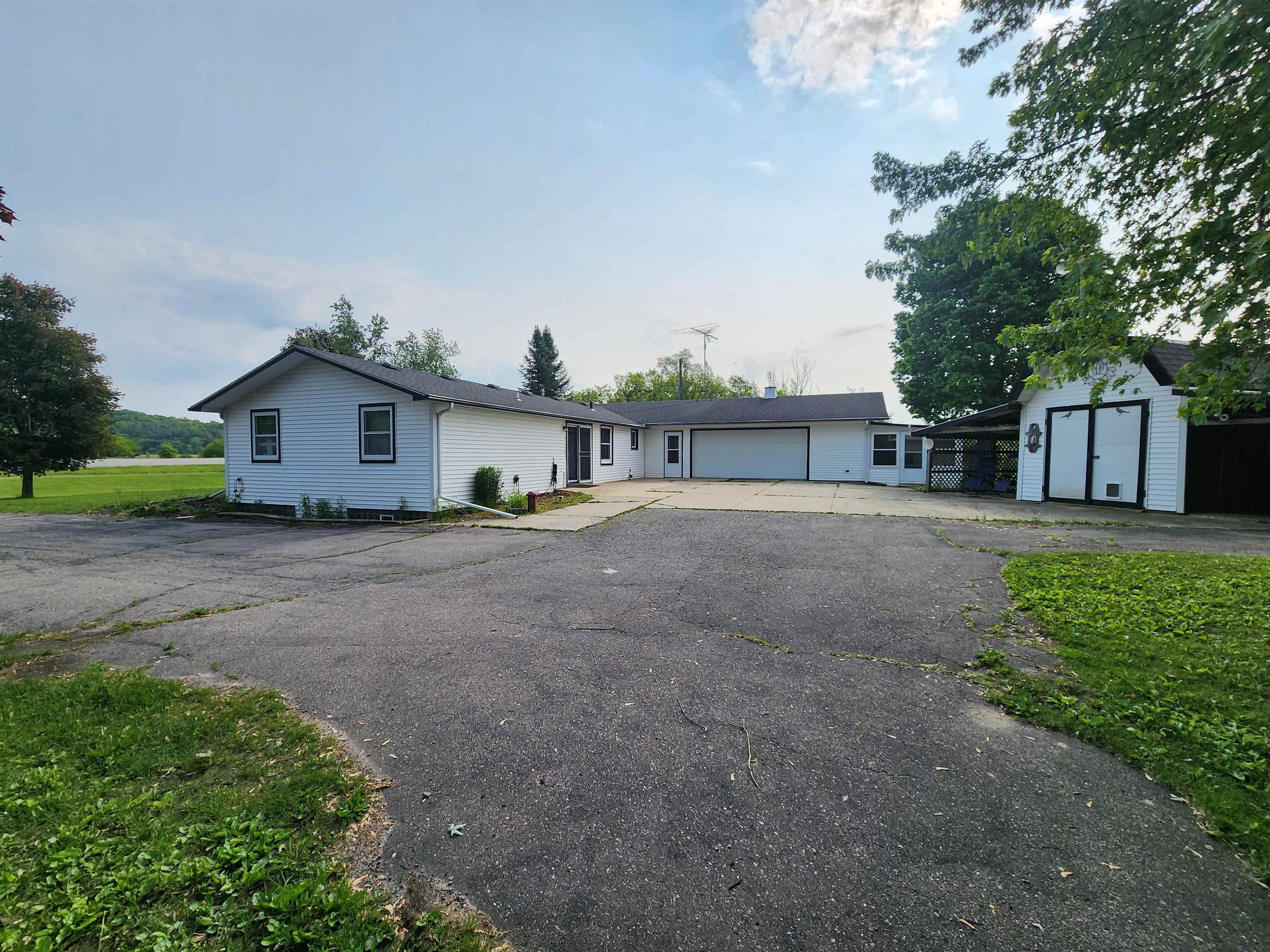 20455 state highway 193 Muscoda wi Road