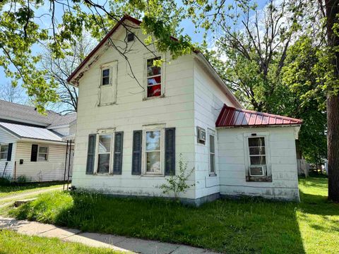 Photo of 337 W 4th Street, Richland Center, WI 53581 (MLS # 2024298)