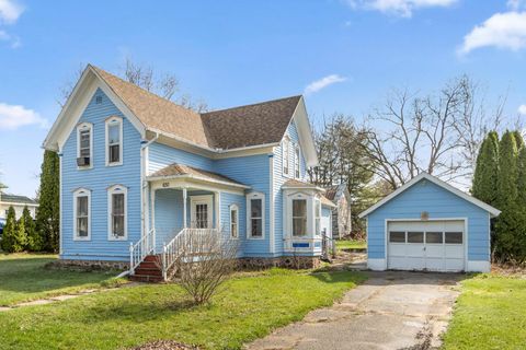 Photo of 630 S Main Street, Westfield, WI 53964 (MLS # 2020775)