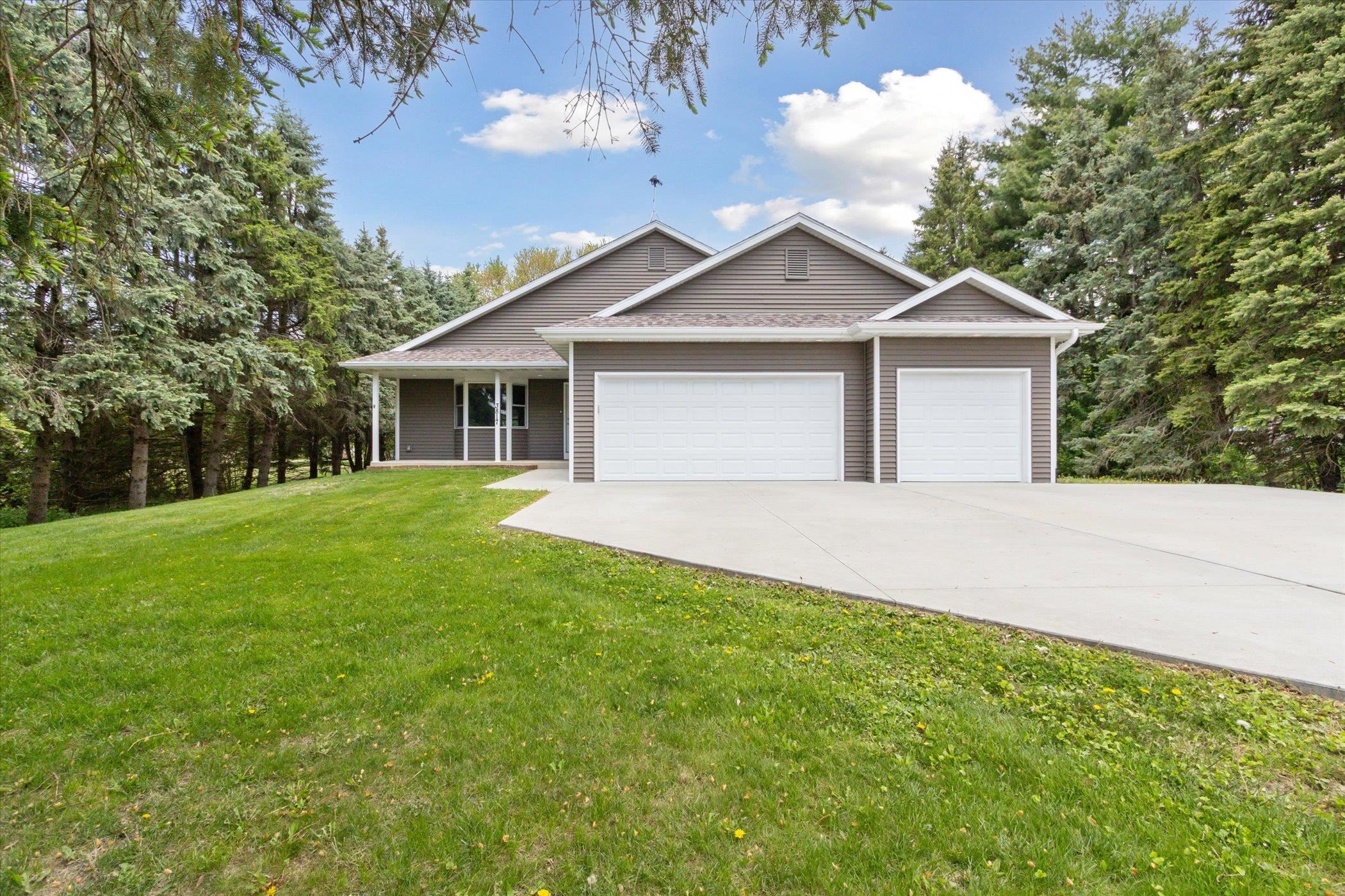 3817 E Rotamer Road