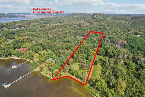 Tiny photo for N2895 County Road V, Poynette, WI 53955 (MLS # 2013058)