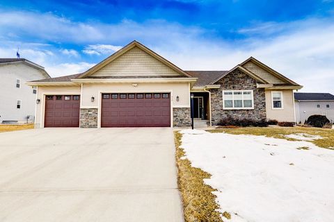 Photo of 910 Yorktown Road, DeForest, WI 53532 (MLS # 2016464)