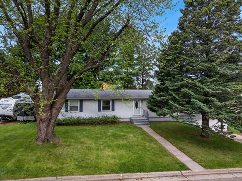 Photo of 215 25th Avenue, Monroe, WI 53566 (MLS # 2022193)