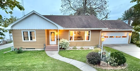 Photo of 235 Clark Street, Reedsburg, WI 53959 (MLS # 2033773)