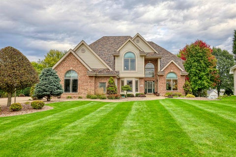 Photo of 1225 Saint Patrick Way, Sun Prairie, WI 53590 (MLS # 2034453)