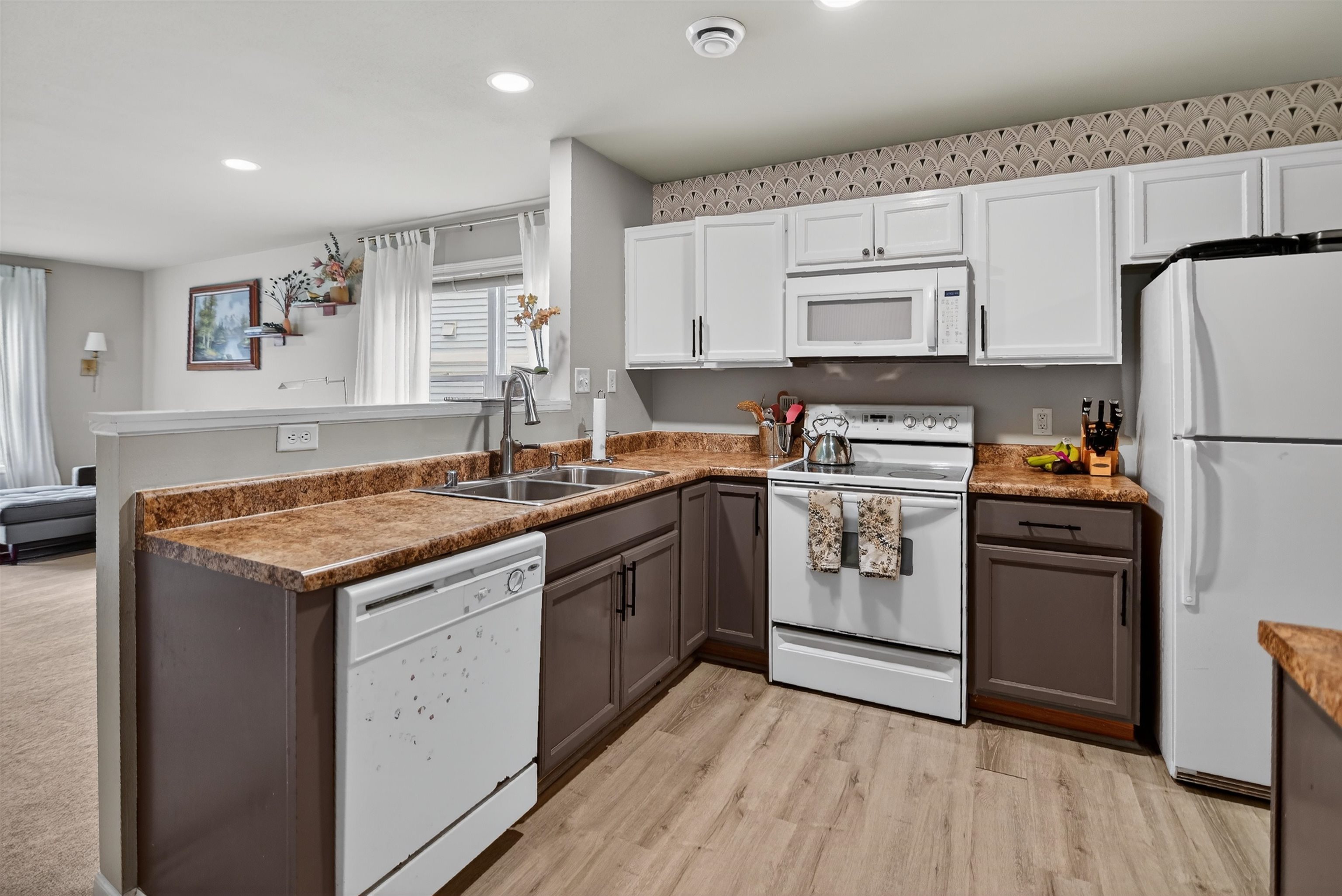 218 S Musket Ridge Drive 6