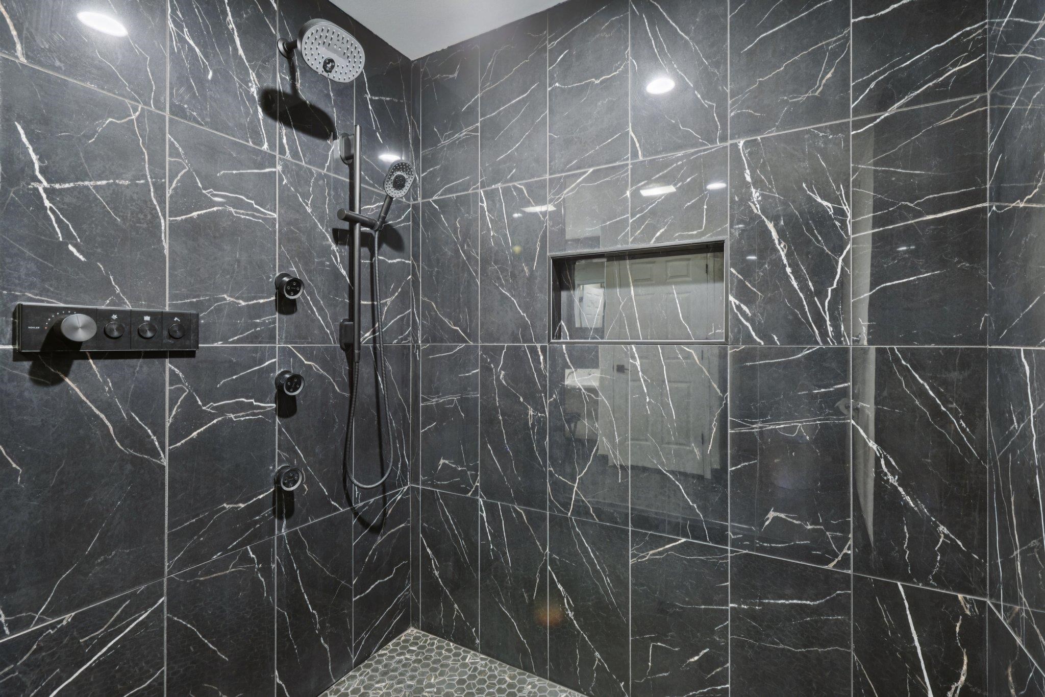 Wisconsin Dells, Wisconsin 53965, United States, 3 Bedrooms Bedrooms, ,2 BathroomsBathrooms,Residential,Active,222084