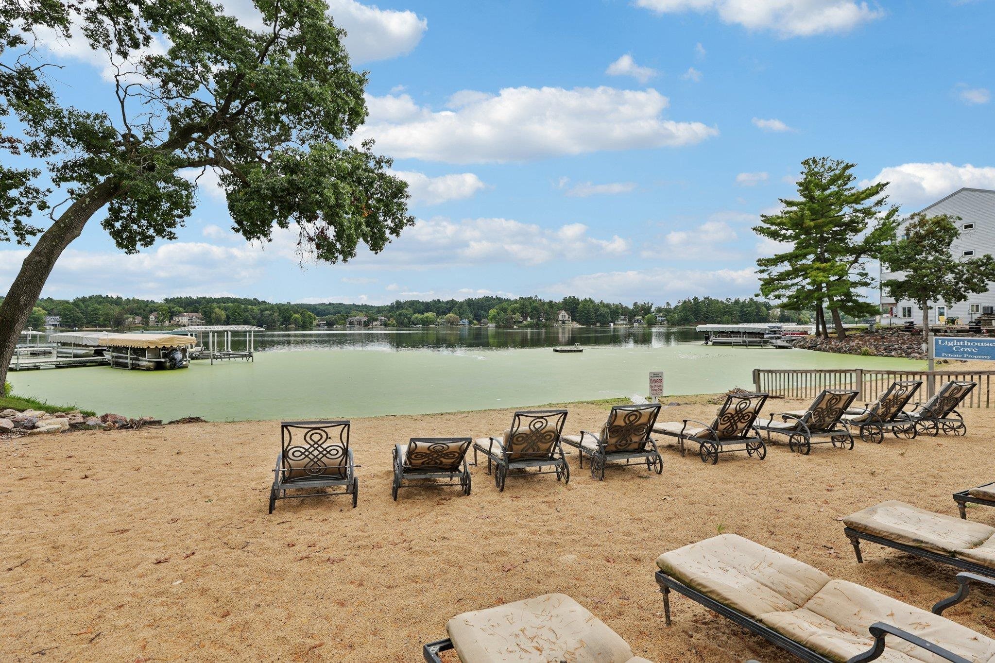 Wisconsin Dells, Wisconsin 53965, United States, 3 Bedrooms Bedrooms, ,2 BathroomsBathrooms,Residential,Active,222084