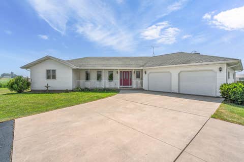 Photo of W13282 Carter Road, Ripon, WI 54971 (MLS # 2028723)