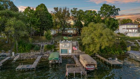 Photo of W3385 & W3380 Orchard Avenue, Green Lake, WI 54941 (MLS # 2009446)