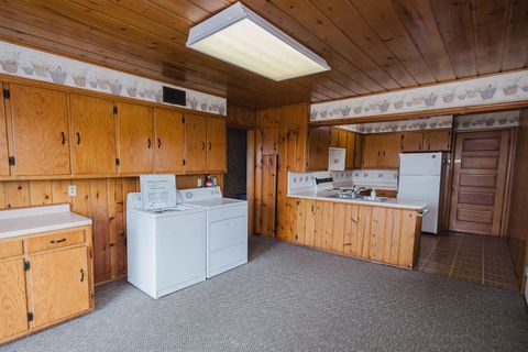 Tiny photo for 674 County Road O Road, Mineral Point, WI 53565 (MLS # 2012776)