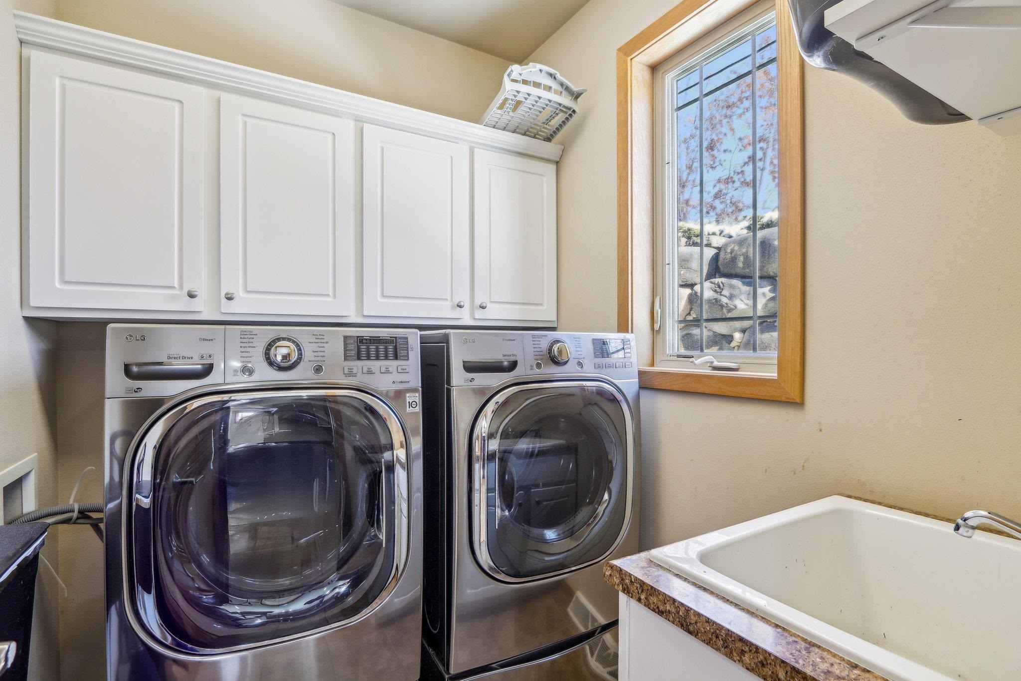 Madison, Wisconsin 53719, United States, 4 Bedrooms Bedrooms, ,3 BathroomsBathrooms,Residential,Active,87168