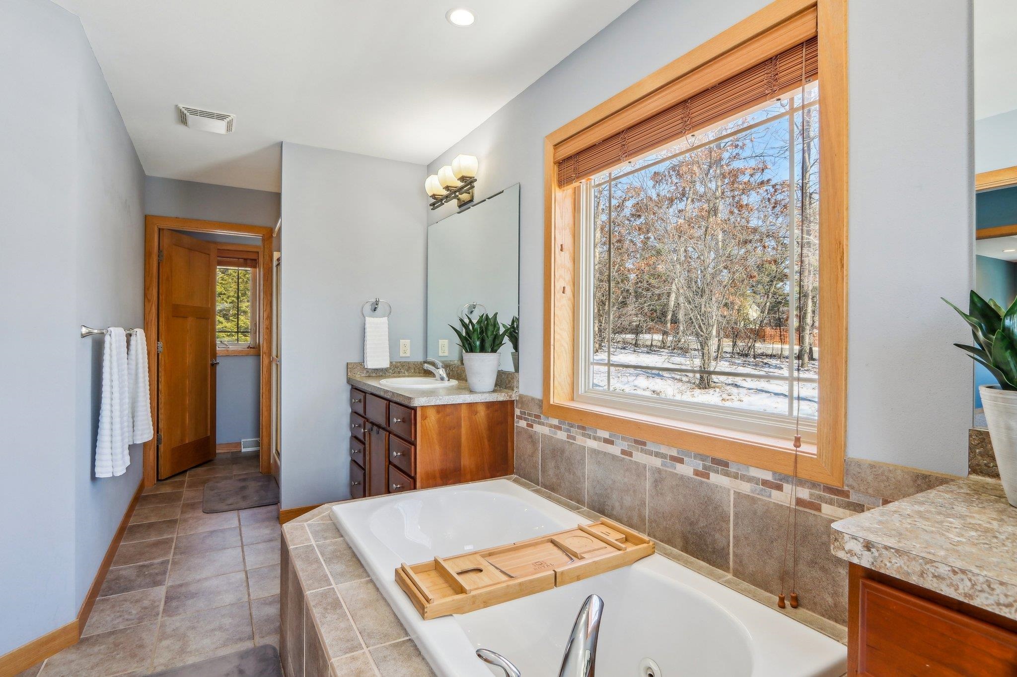 Madison, Wisconsin 53719, United States, 4 Bedrooms Bedrooms, ,3 BathroomsBathrooms,Residential,Active,87168