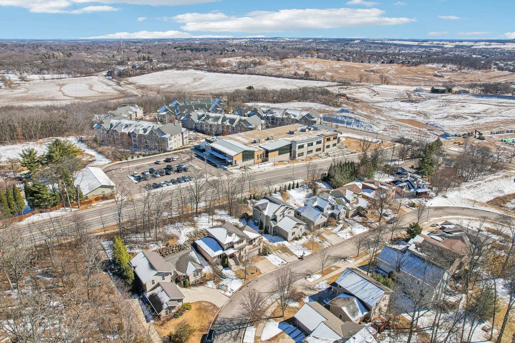 Madison, Wisconsin 53719, United States, 4 Bedrooms Bedrooms, ,3 BathroomsBathrooms,Residential,Active,87168