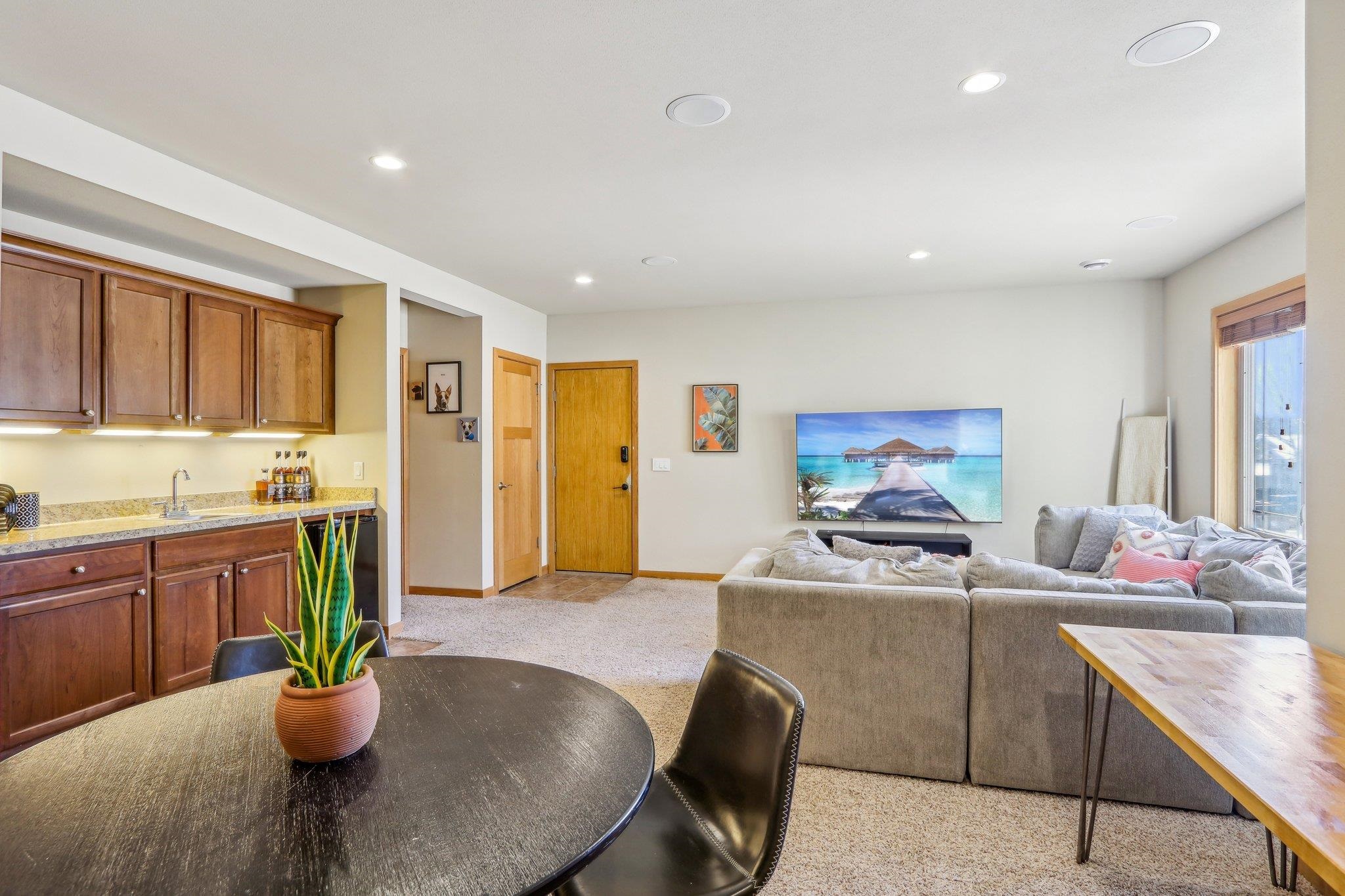 Madison, Wisconsin 53719, United States, 4 Bedrooms Bedrooms, ,3 BathroomsBathrooms,Residential,Active,87168