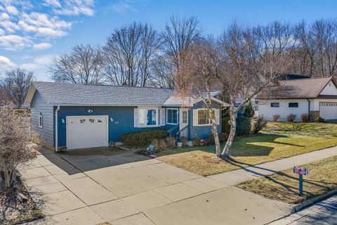 Photo of 1030 11th Street, Reedsburg, WI 53959 (MLS # 2016888)