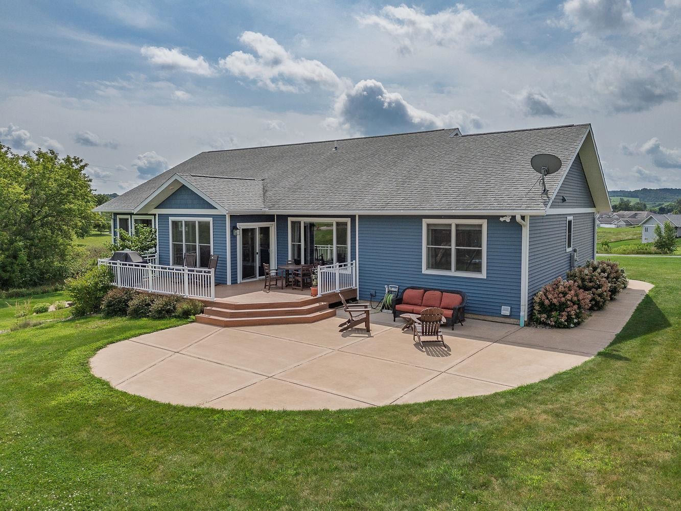 Hillsboro, Wisconsin 54634, United States, 5 Bedrooms Bedrooms, ,4 BathroomsBathrooms,Residential,Active,190994