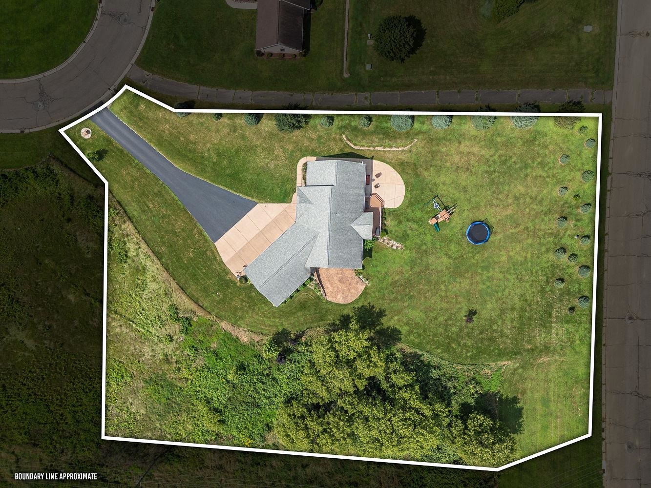 Hillsboro, Wisconsin 54634, United States, 5 Bedrooms Bedrooms, ,4 BathroomsBathrooms,Residential,Active,190994