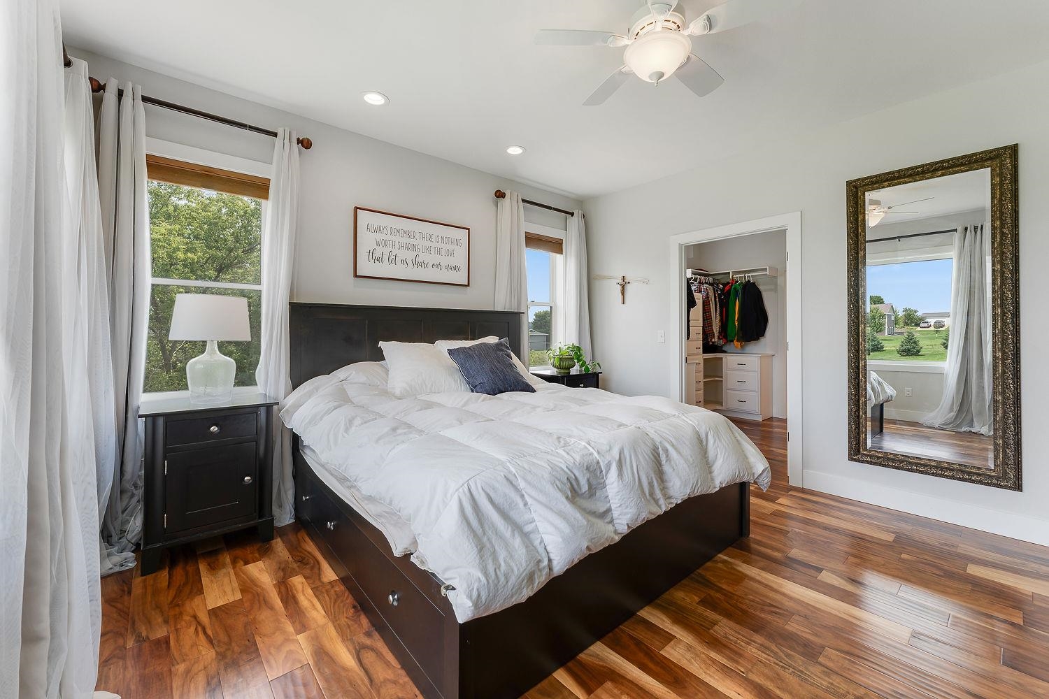 Hillsboro, Wisconsin 54634, United States, 5 Bedrooms Bedrooms, ,4 BathroomsBathrooms,Residential,Active,190994