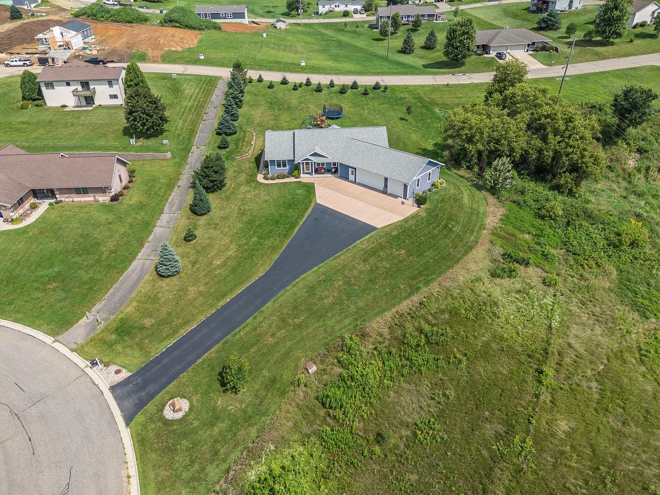 Hillsboro, Wisconsin 54634, United States, 5 Bedrooms Bedrooms, ,4 BathroomsBathrooms,Residential,Active,190994