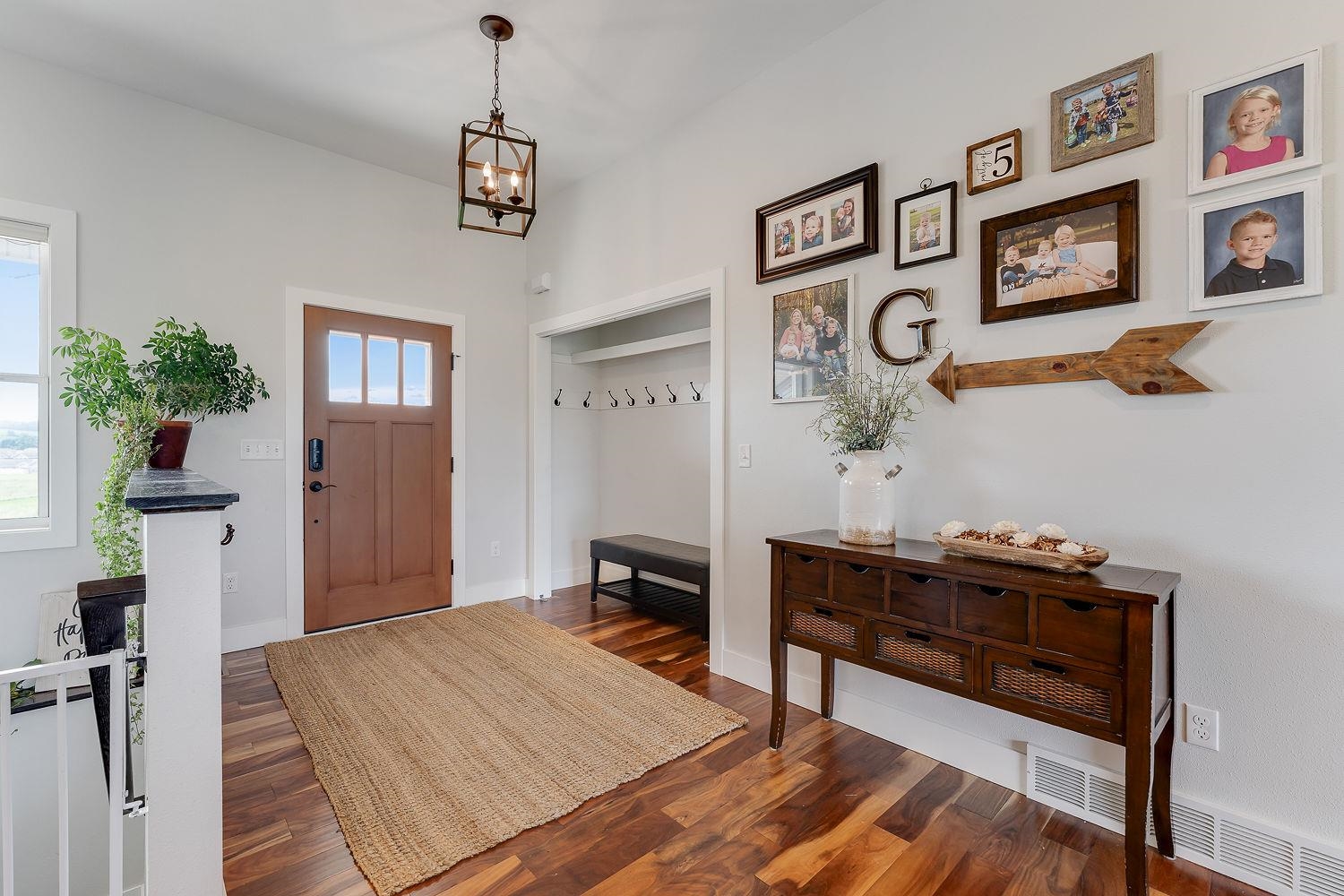 Hillsboro, Wisconsin 54634, United States, 5 Bedrooms Bedrooms, ,4 BathroomsBathrooms,Residential,Active,190994