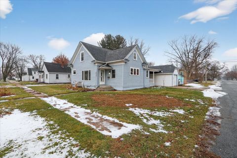 Photo of 701 E 5th Avenue, Brodhead, WI 53520 (MLS # 2014444)
