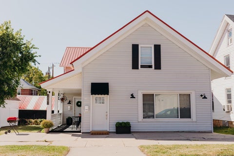 Photo of 1315 15th Avenue, Monroe, WI 53566 (MLS # 2032831)