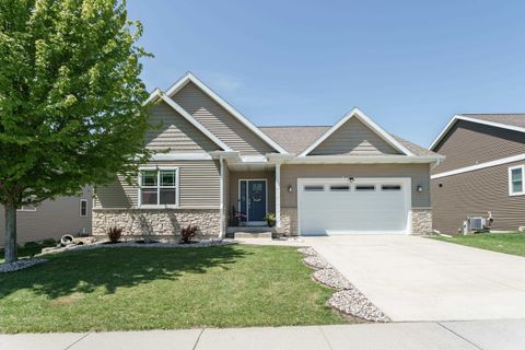 Photo of 1910 Swainson Drive, Verona, WI 53593 (MLS # 2023020)