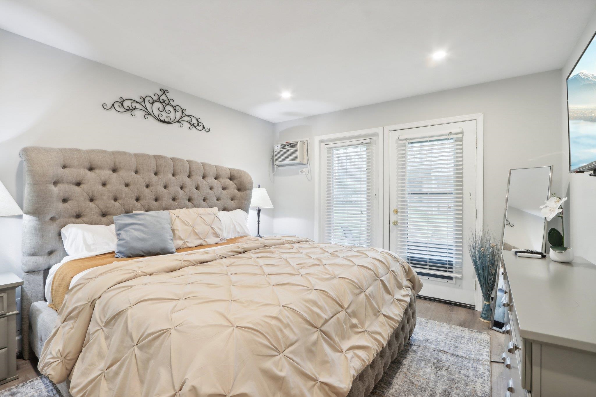 Wisconsin Dells, Wisconsin 53965, United States, 2 Bedrooms Bedrooms, ,2 BathroomsBathrooms,Residential,Active,45814