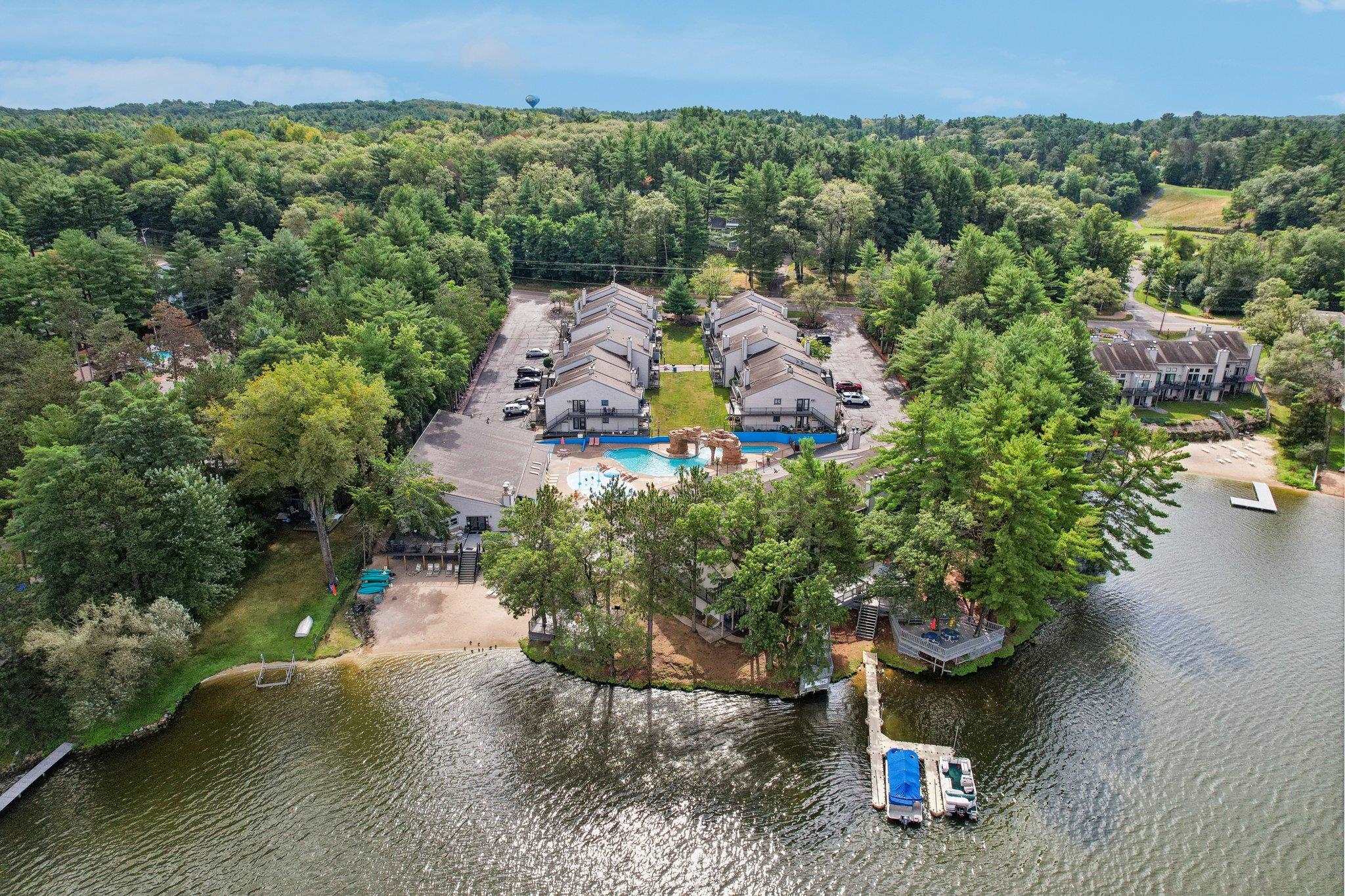 Wisconsin Dells, Wisconsin 53965, United States, 2 Bedrooms Bedrooms, ,2 BathroomsBathrooms,Residential,Active,45814