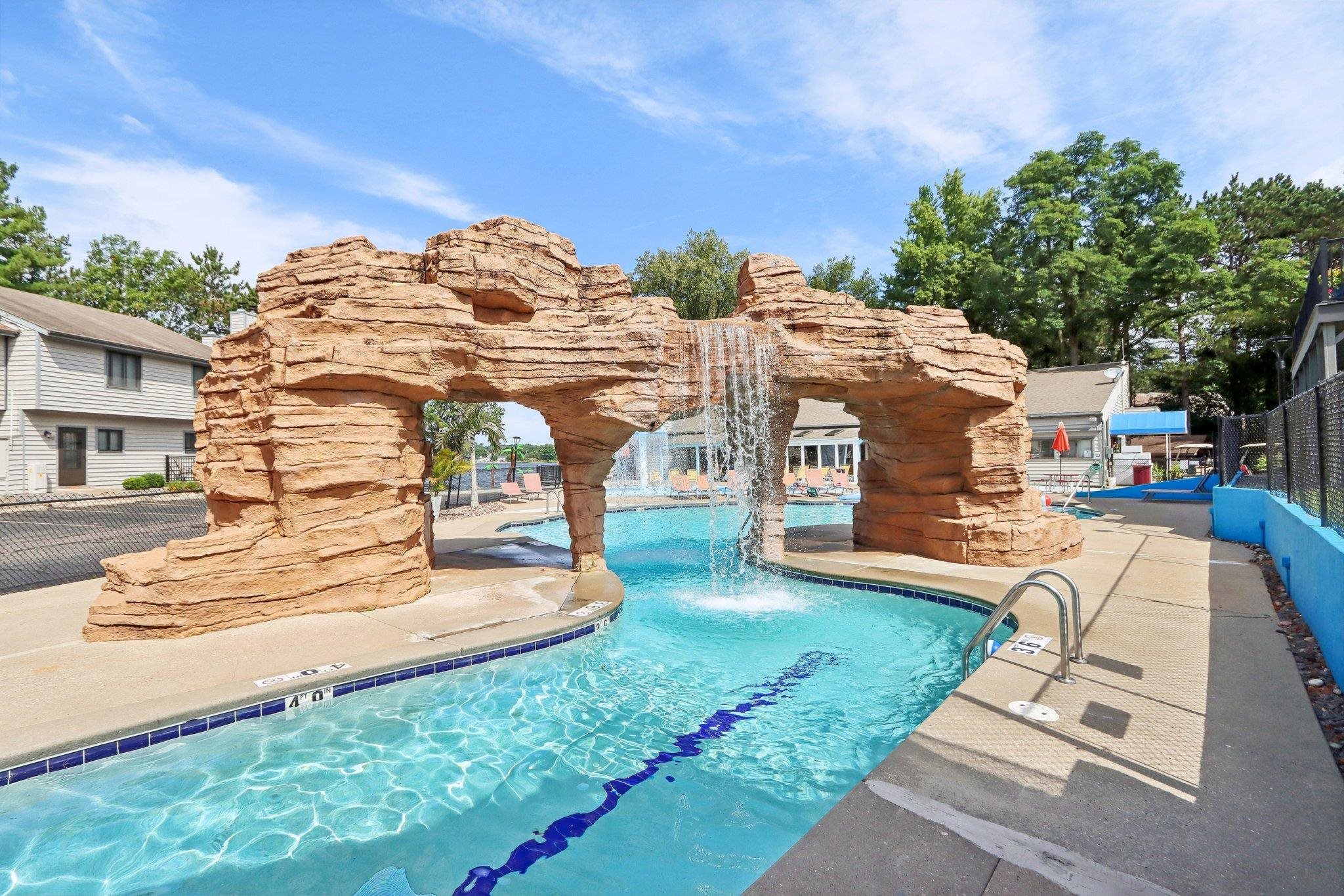 Wisconsin Dells, Wisconsin 53965, United States, 2 Bedrooms Bedrooms, ,2 BathroomsBathrooms,Residential,Active,45814