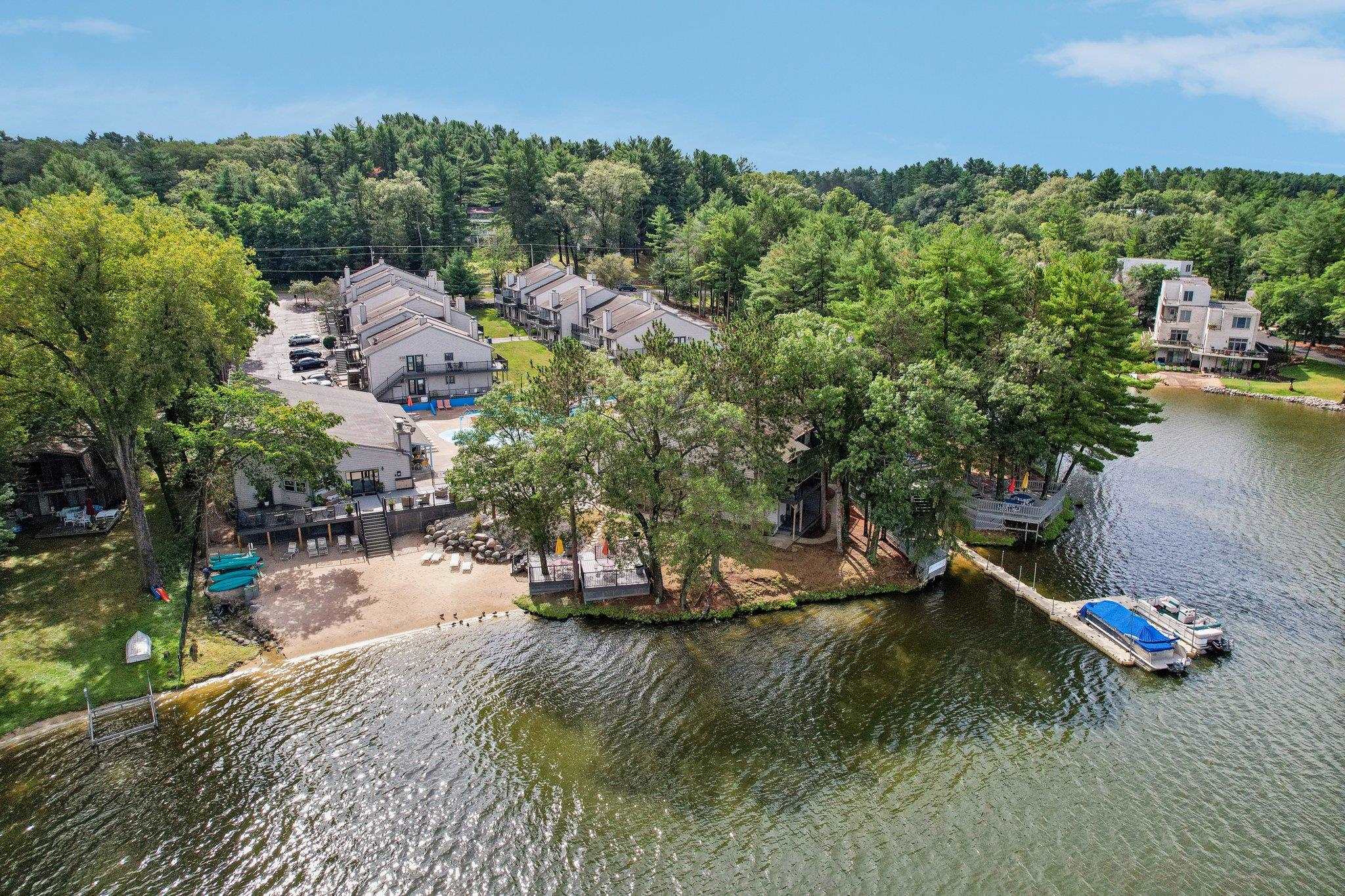 Wisconsin Dells, Wisconsin 53965, United States, 2 Bedrooms Bedrooms, ,2 BathroomsBathrooms,Residential,Active,45814