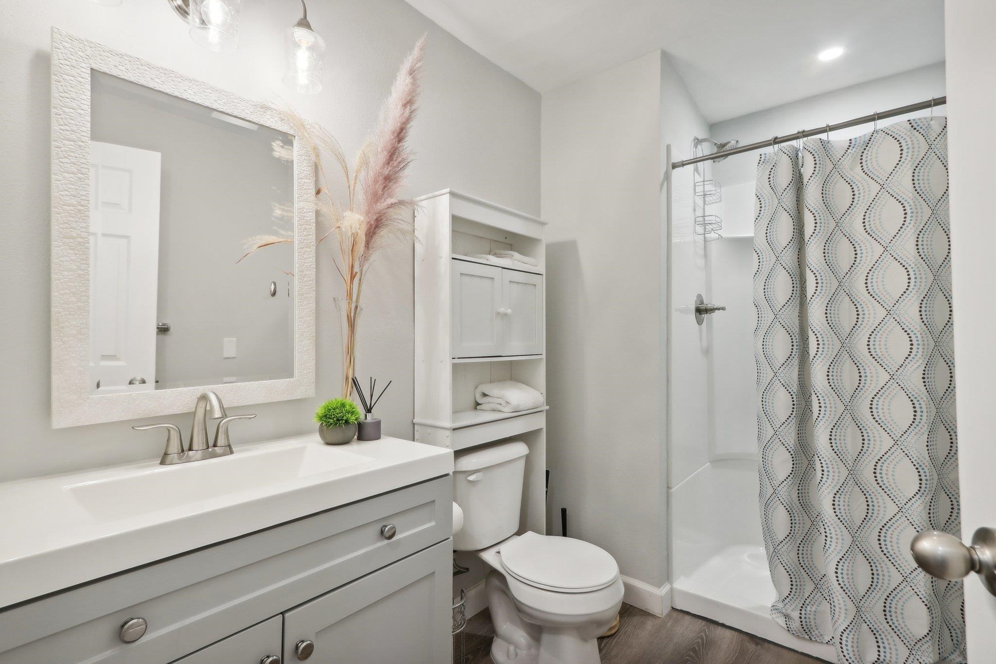 Wisconsin Dells, Wisconsin 53965, United States, 2 Bedrooms Bedrooms, ,2 BathroomsBathrooms,Residential,Active,45814