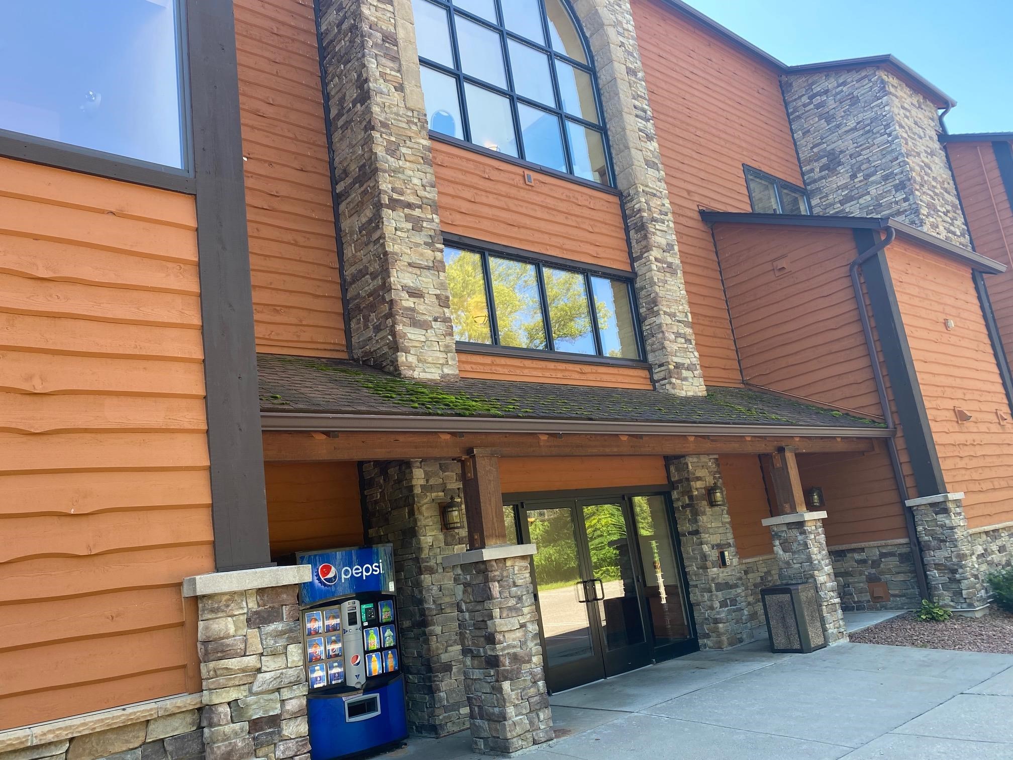 2504 River Road 7105