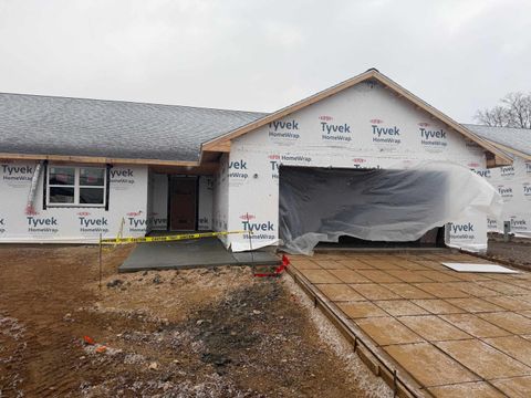 Photo of 612 Roosevelt Street, Baraboo, WI 53913 (MLS # 2013194)