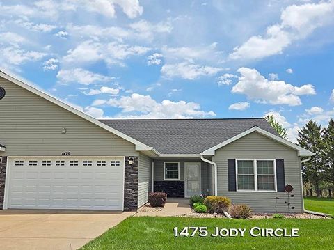 Photo of 1475 Jody Circle, Platteville, WI 53818 (MLS # 2023207)