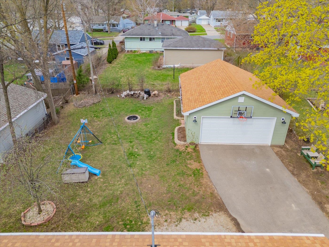 3606 Dryden Drive