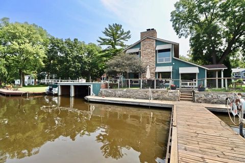 Photo of 2870 S Riverside Drive, Beloit, WI 53511 (MLS # 2019609)