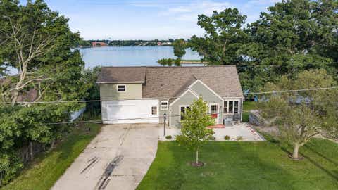 Photo of N7082 Airport Road, Beaver Dam, WI 53916 (MLS # 2031120)