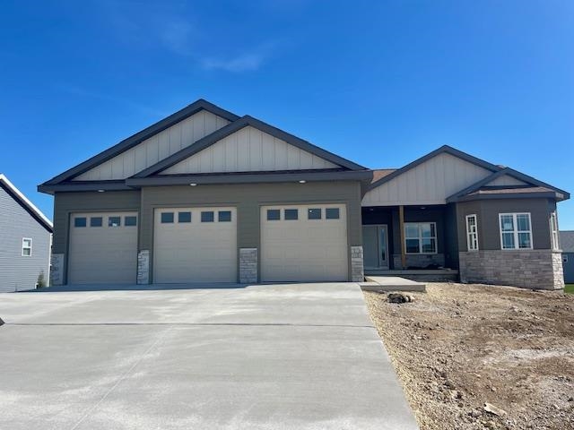 4079 Whistle Rock Circle