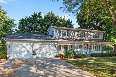 Photo of 208 Scenic Court, Sun Prairie, WI 53590 (MLS # 2009426)