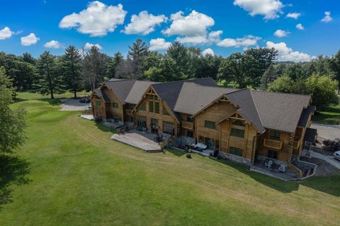 Tiny photo for 695 South Street 8 #8, Green Lake, WI 54941 (MLS # 1983174)