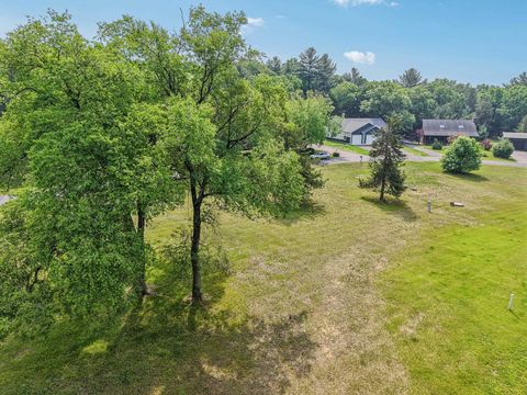 Tiny photo for Lot 6 Grand Pines, Wisconsin Dells, WI 53965 (MLS # 1994106)