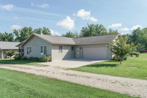 Photo of 262 E Front Street, Markesan, WI 53946 (MLS # 2035241)