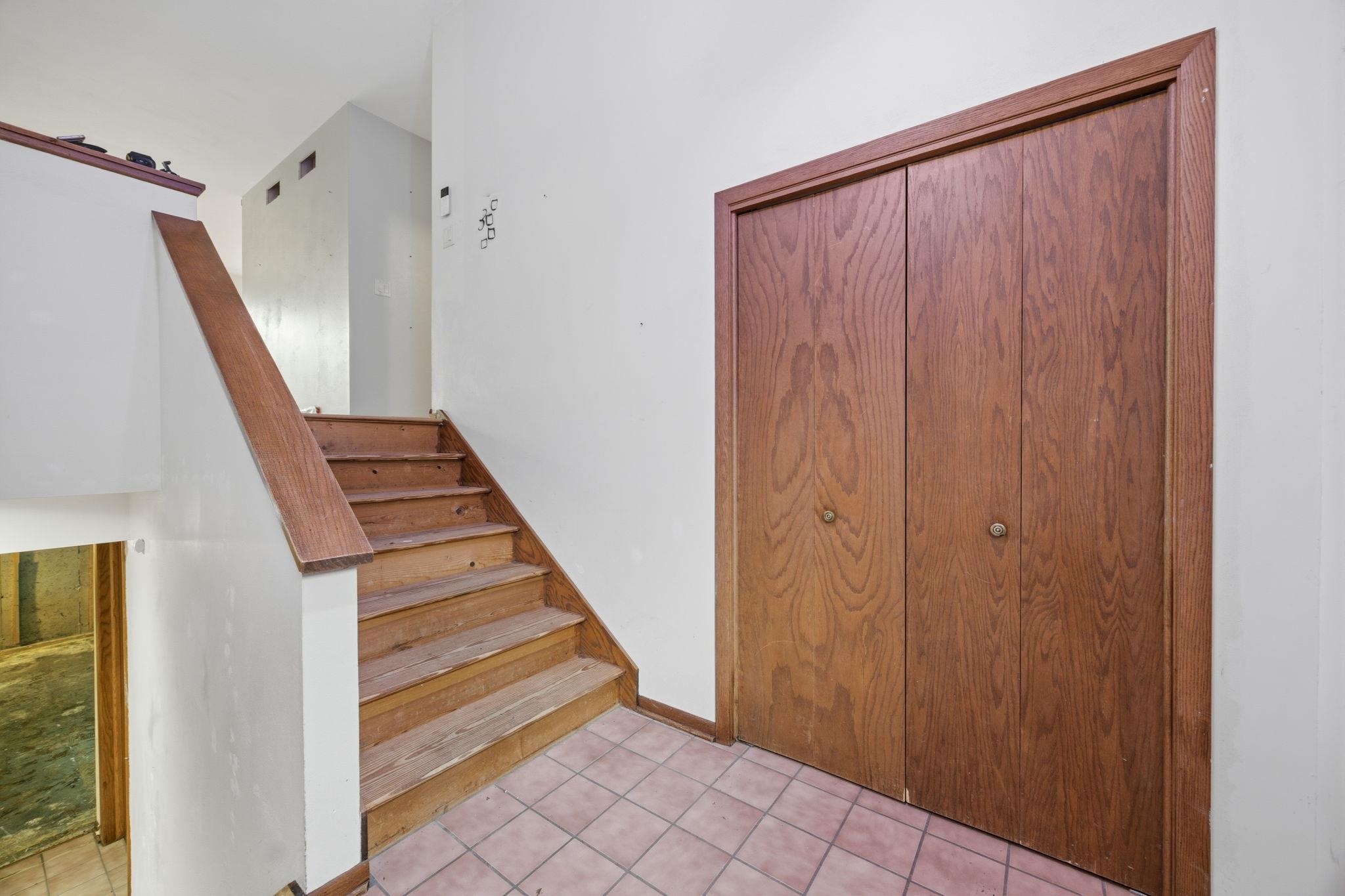 6265 Onwenstia Trail