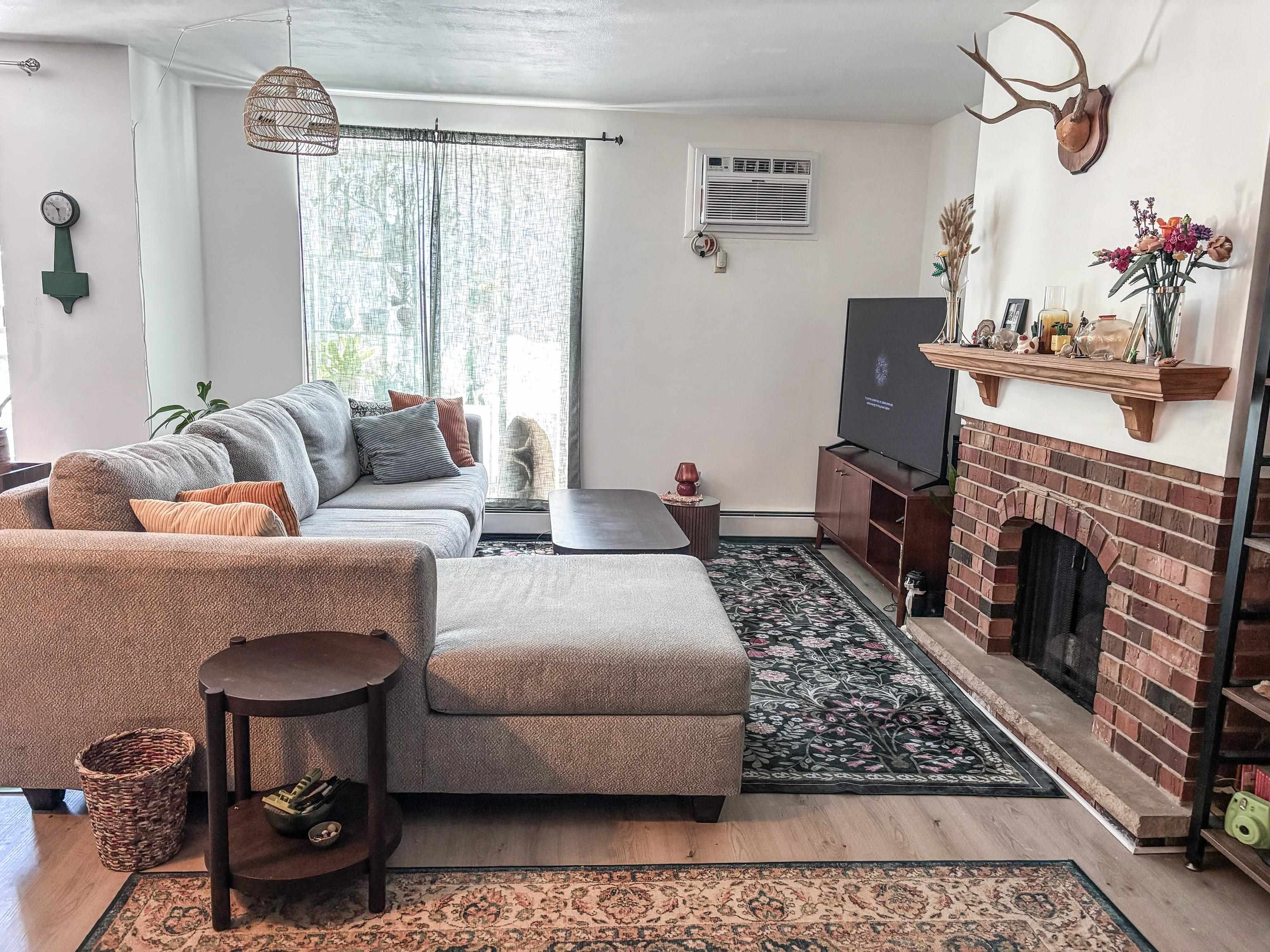 6239 Charing Cross Lane B-2