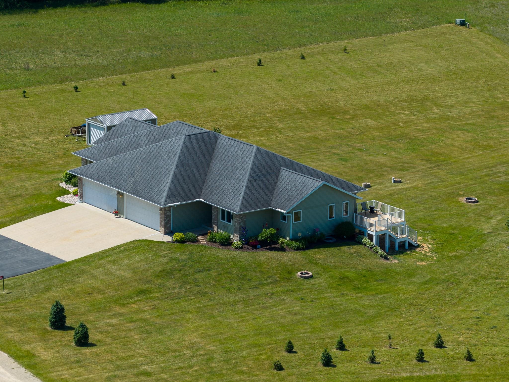 N4035 Ace Court - Photo 4