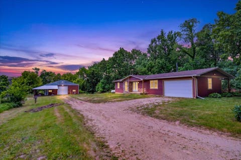 Photo of 1397 Sayles Trail, Belleville, WI 53508 (MLS # 2024600)